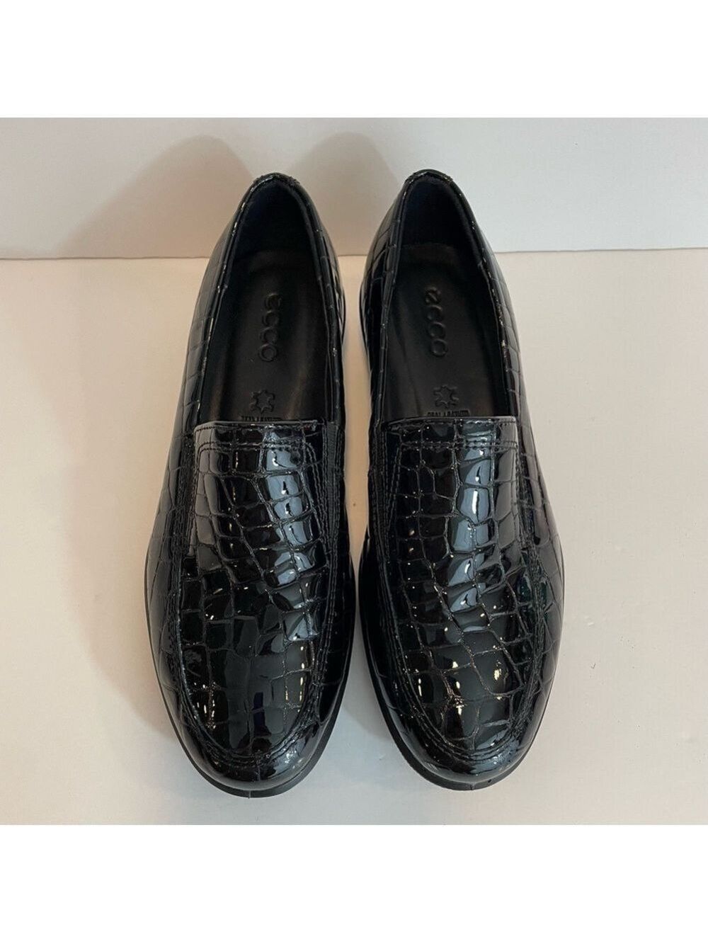 Ecco Felicia Leather Court Shoe Womens 5.5 Black Patent Croc Print Wedge EUC - Picture 3 of 13